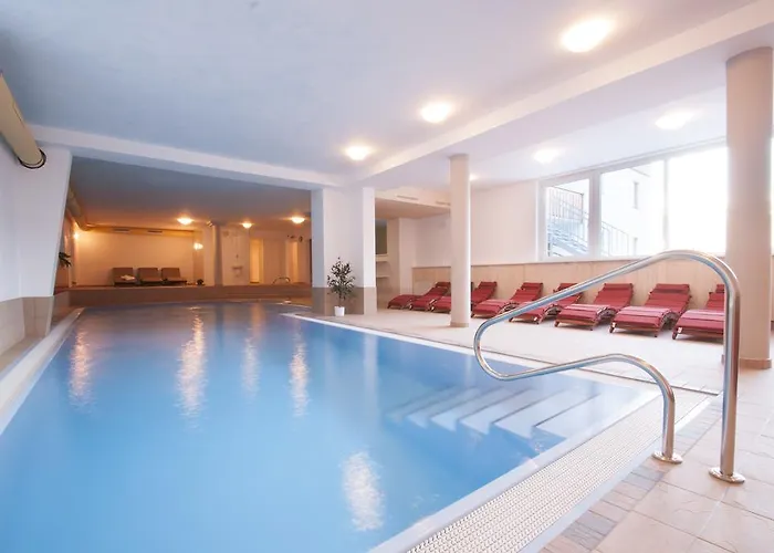 Hotel Erlebnishotel 4*